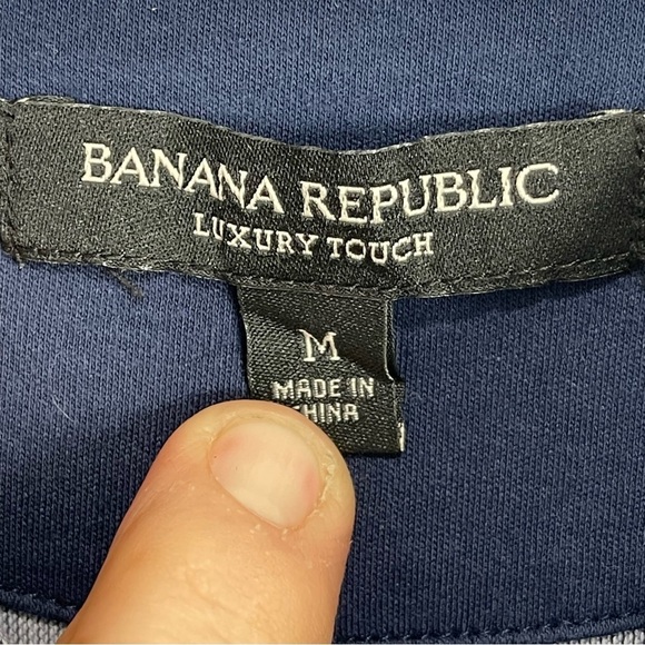 Banana Republic Luxury Touch Blue/Withe Polo shirt . Men size Medium - Picture 5 of 8